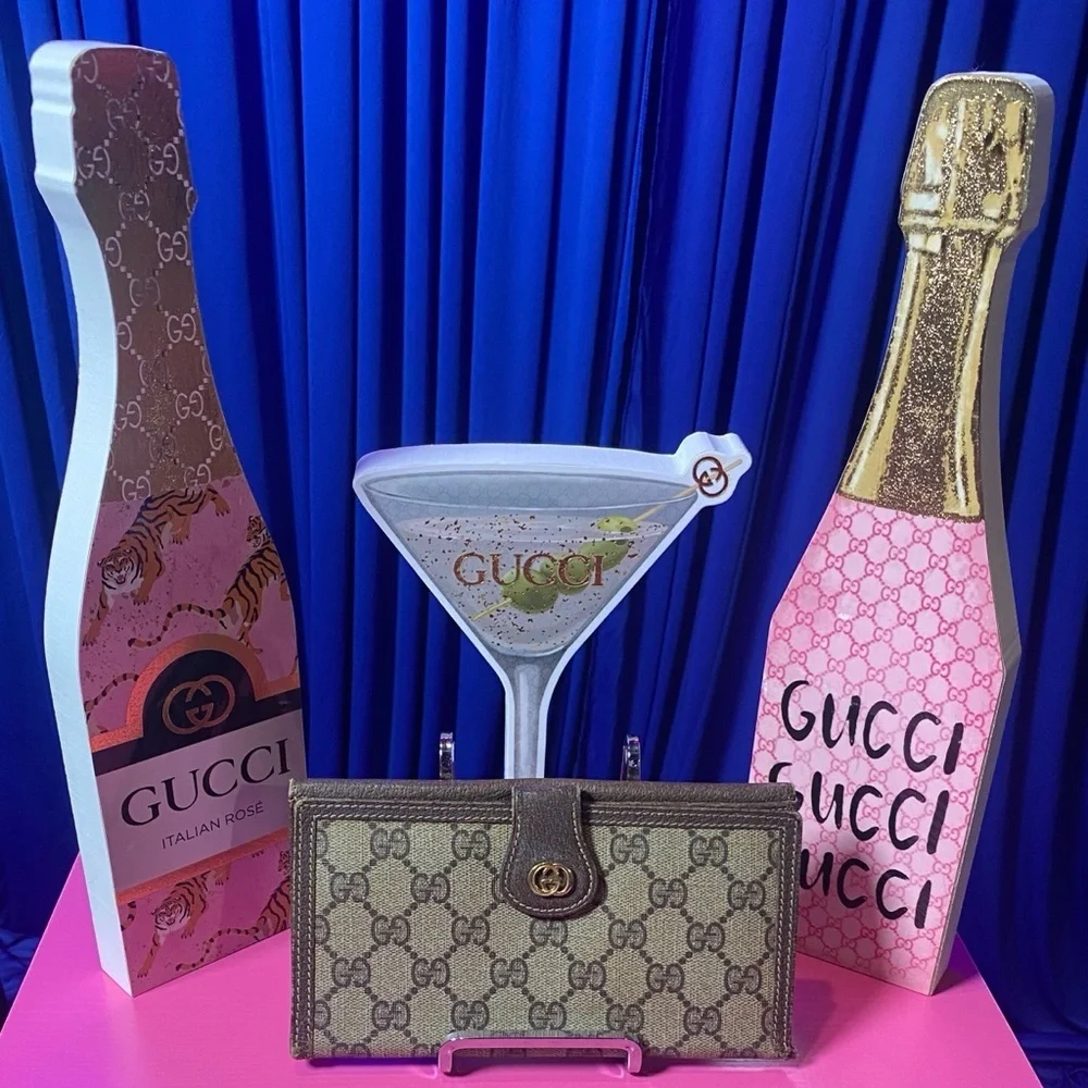 GUCCI “GG” Monogram Wallet, Vintage. GUC